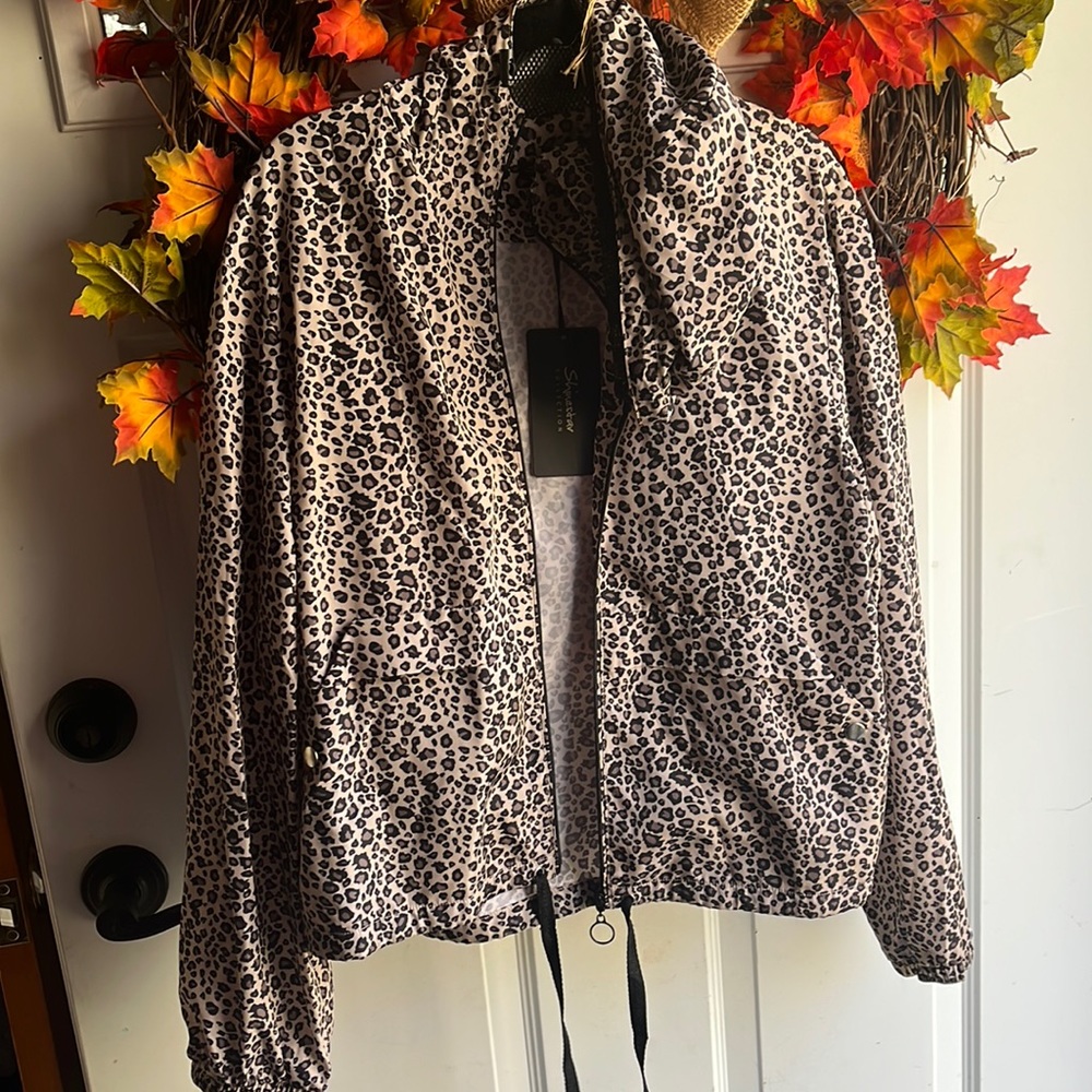 Long sleeve hooded, cinch waist rain coat